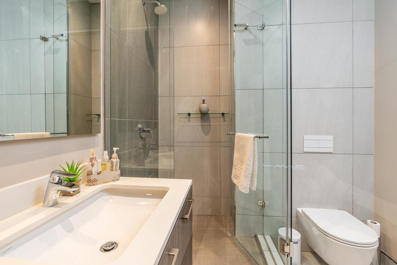 Top Floor Menlyn Maine Studio Apartment With Stunning Views & No Load Shedding Pretoria-Noord Dış mekan fotoğraf